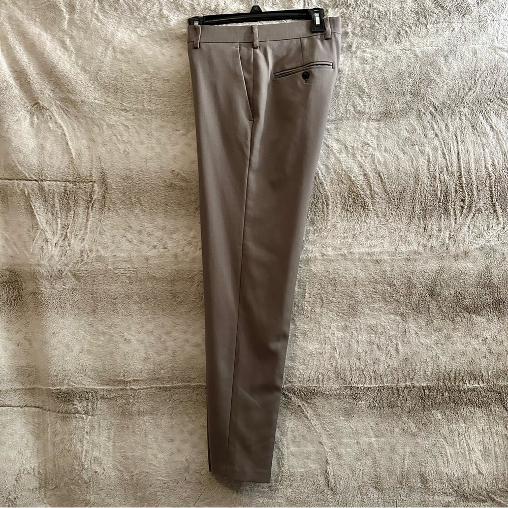 Men’s Haggar Premium Comfort Gray Dress Pants, EUC, 29 x 30